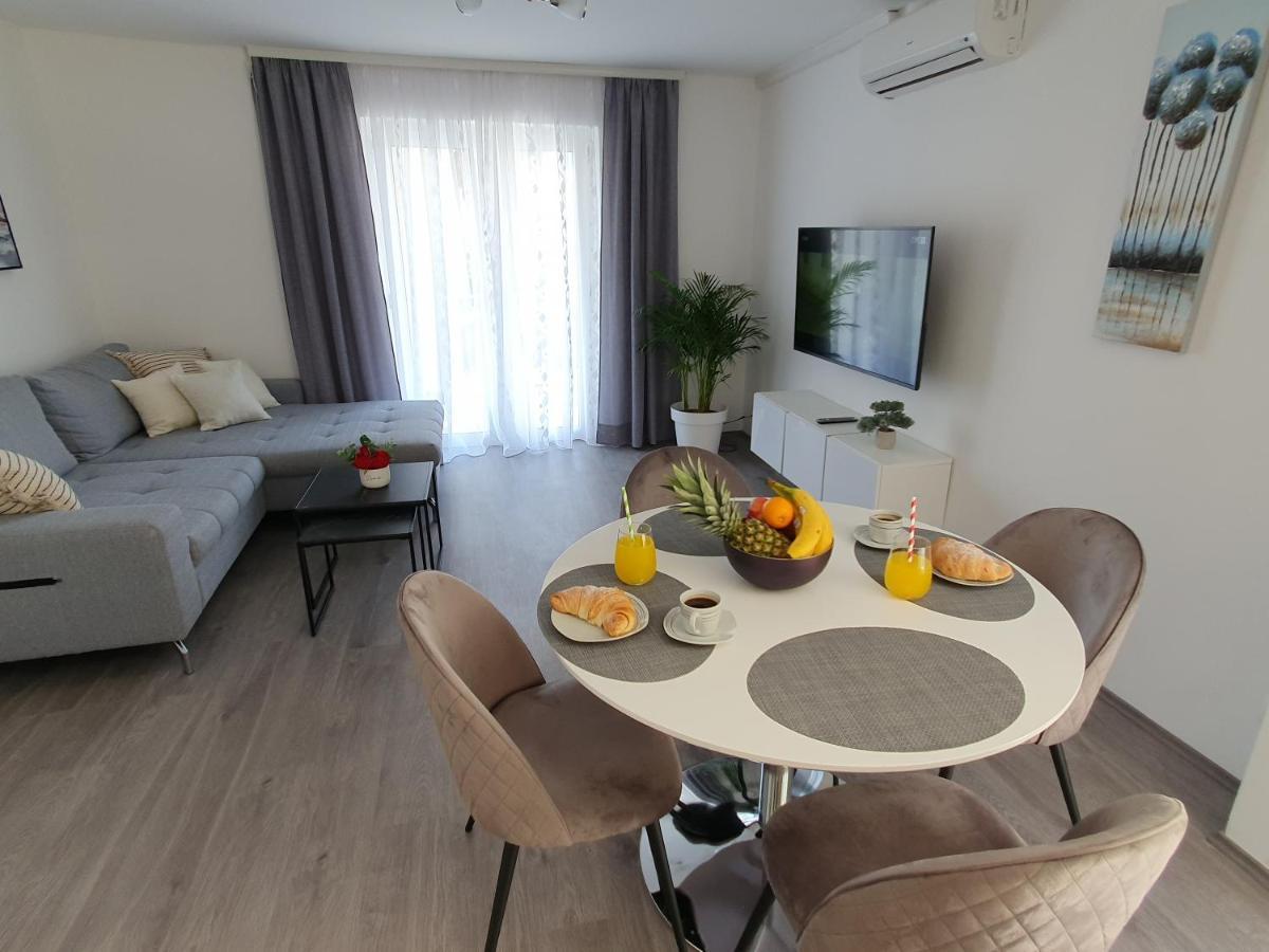 Apartment Zvjezdana Trogir Exterior foto