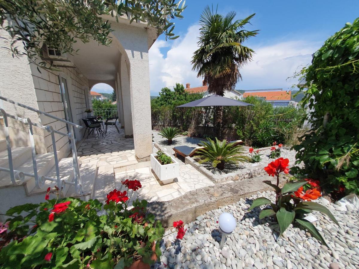 Apartment Zvjezdana Trogir Exterior foto