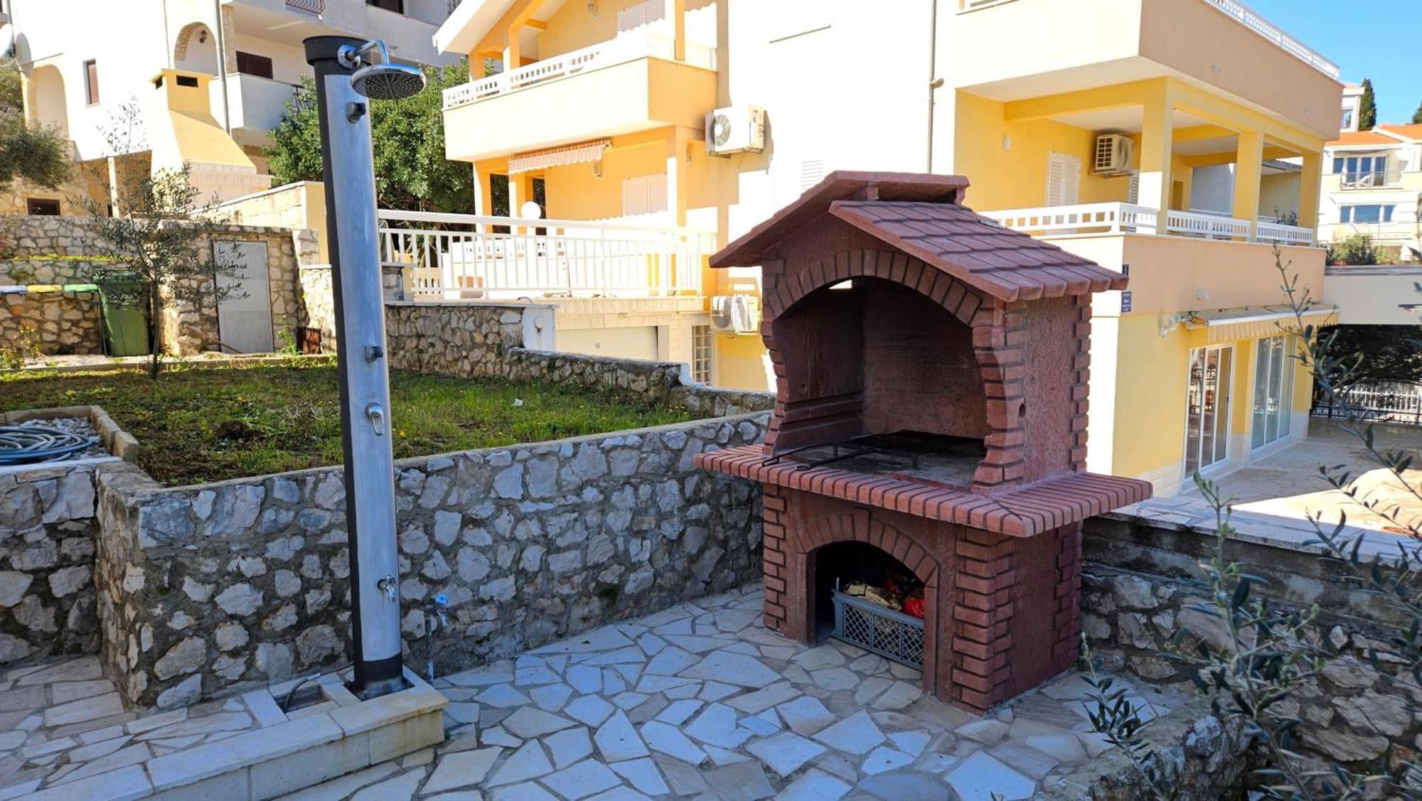 Apartment Zvjezdana Trogir Exterior foto